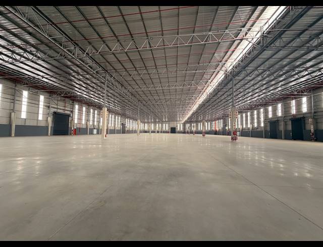 12,619M² WAREHOUSE TO LET IN WITFONTEIN